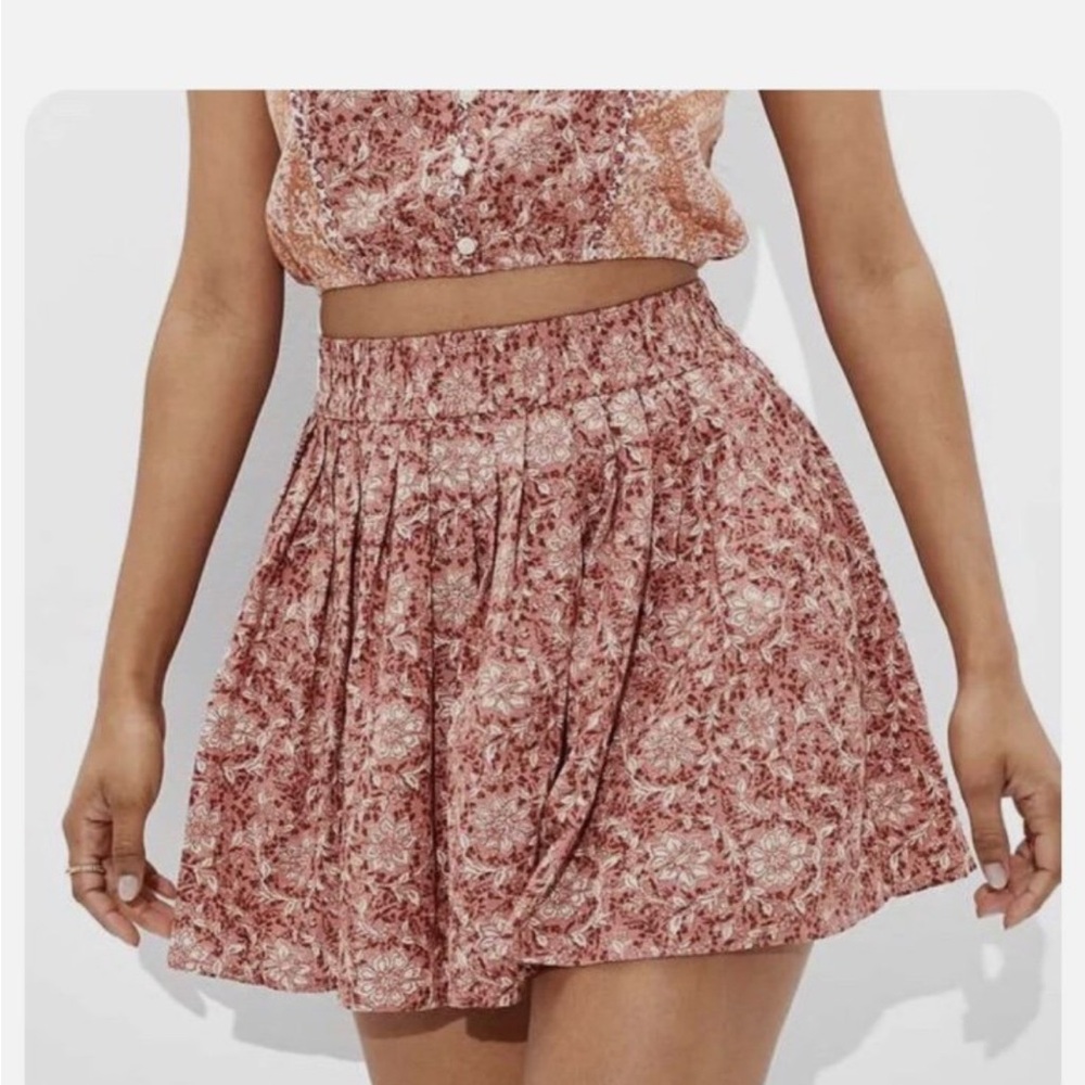 American Eagle Outfitters Rose Floral Smocked Linen Blend Mini Skirt NWT Medium